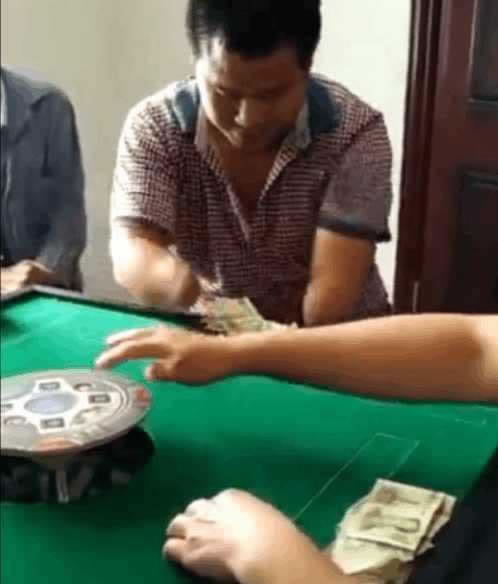 碰到我在玩的提不了现了快速破解(图)